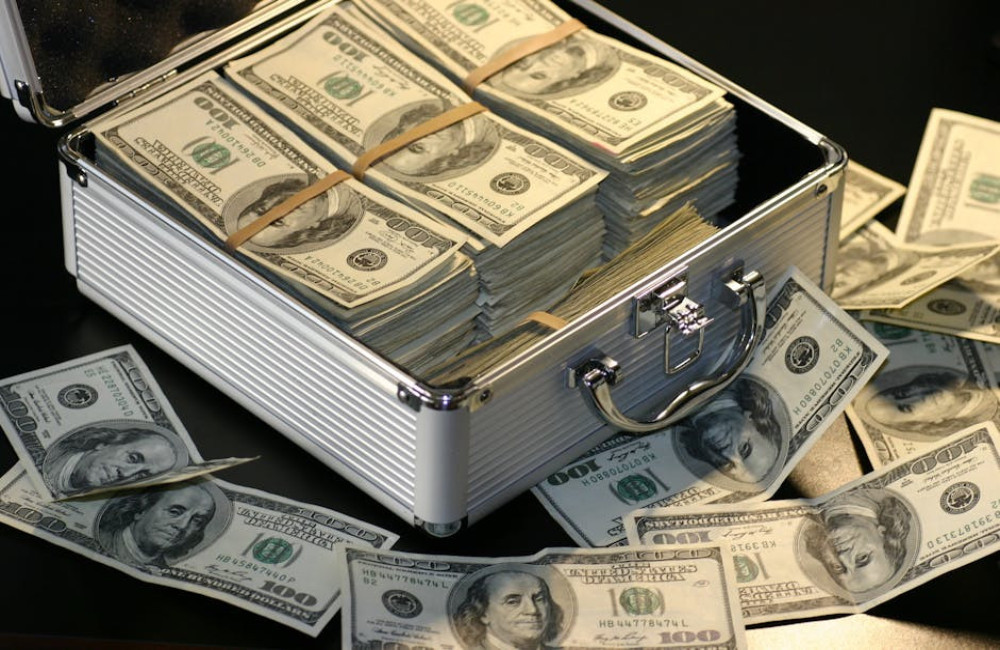 Wat is het vermogen van Jort Kelder en hoe verdient hij zijn geld?