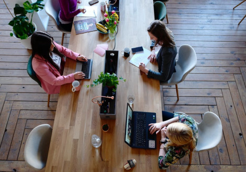 Werkplezier verhogen? Hoe je de werkdag van je team kunt verrijken met de juiste meubels!