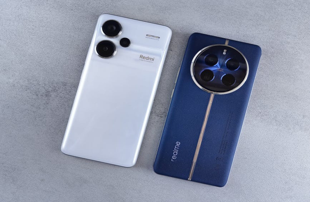 Handle with care: De mythe van de onverwoestbare bouwtelefoon