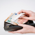 Wat betekent netto besteedbaar inkomen en hoe bereken je het?