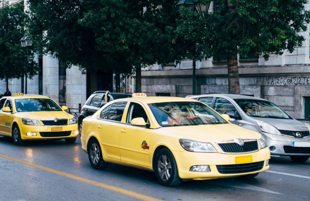 Kosten taxi Kos: wat je betaalt vanaf het vliegveld en hoe je bespaart